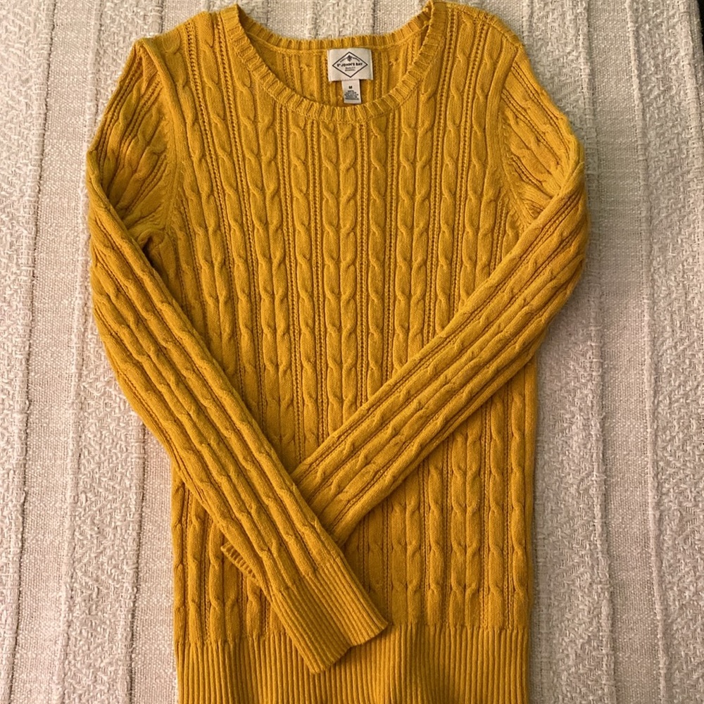 Womans St. John’s Bay Sweater